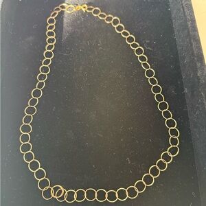 Elegant Gold Circle Link Necklace